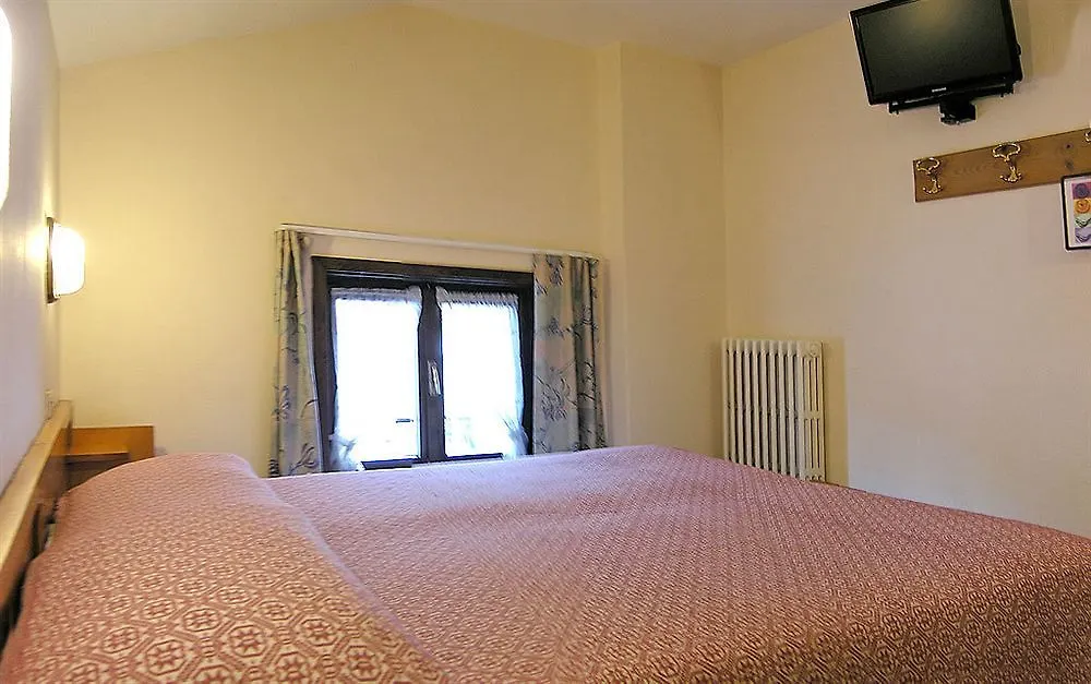 Hotel Federia 리비뇨